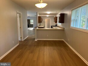 11 Echo Ave in Moorestown, NJ - Building Photo - Building Photo