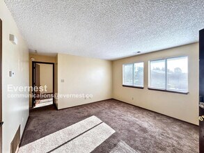 2617 E Uintah St in Colorado Springs, CO - Building Photo - Building Photo