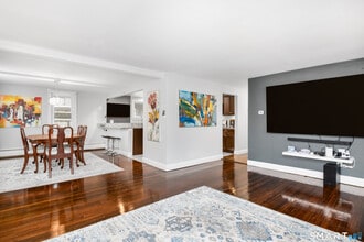 1699 Boulevard in West Hartford, CT - Building Photo - Building Photo