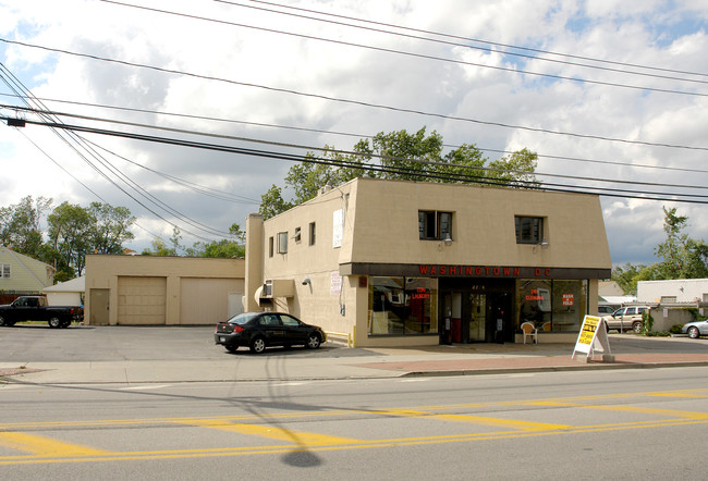 4276 Bailey Ave in Buffalo, NY - Building Photo - Building Photo