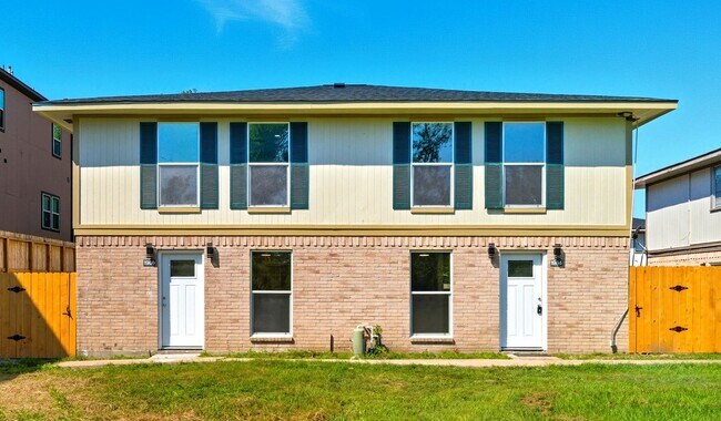 property at 1966 Upland Dr