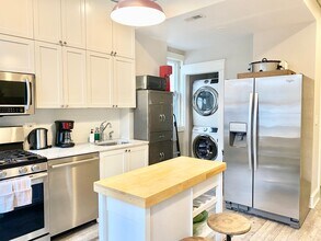 1351 A St NE in Washington, DC - Building Photo - Building Photo