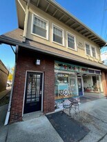 2108 Bardstown Rd in Louisville, KY - Building Photo