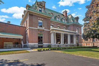 849 Delaware Ave in Buffalo, NY - Building Photo - Building Photo