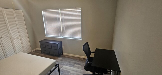 5400 La Moya Ave in Jacksonville, FL - Building Photo - Building Photo