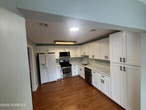 274 Easy St in Howell, NJ - Building Photo - Building Photo