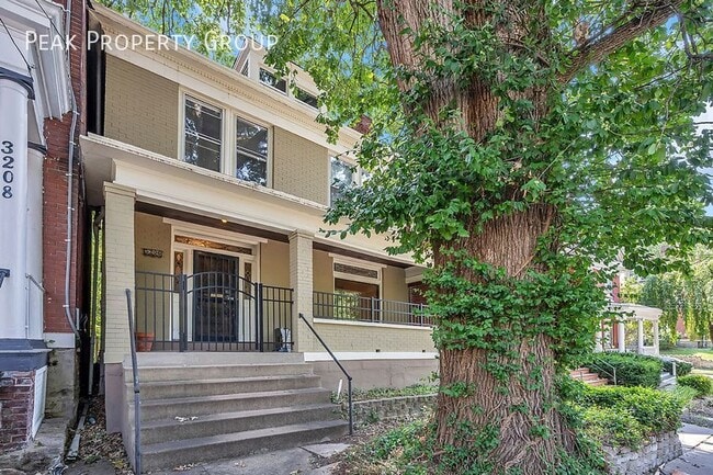 property at 3206 Bishop St