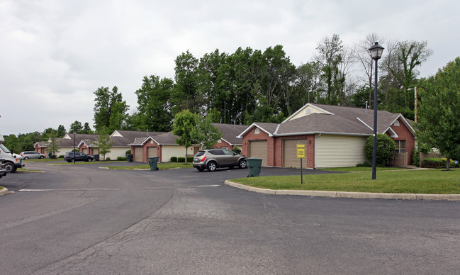 Framingham Village in Columbus, OH - Building Photo - Building Photo