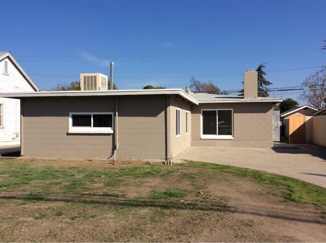 property at 1352 N Fruit Ave