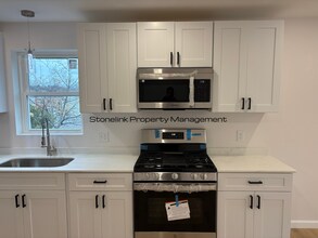 1014 Douglas Ave in Providence, RI - Building Photo - Building Photo