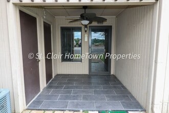 607 Paradise Isle in Riverside, AL - Foto de edificio - Building Photo