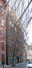 104-106 Bedford St in New York, NY - Building Photo - Building Photo