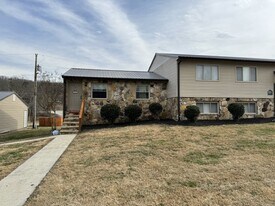 Waters Edge Apartment Homes