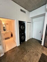 133 NE 2nd Ave, Unit 2706 in Miami, FL - Building Photo - Building Photo