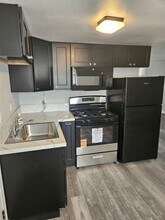 814-814 1/2 Edgar Ave in Beaumont, CA - Building Photo - Building Photo