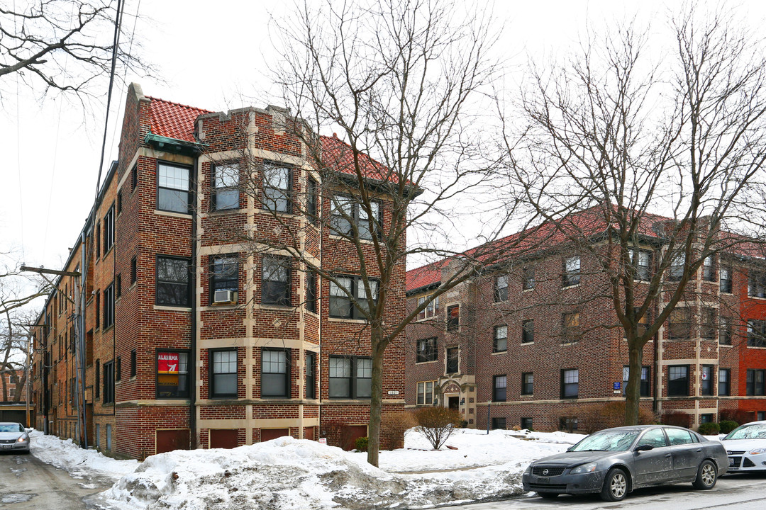 1313-1321 Oak Ave in Evanston, IL - Building Photo