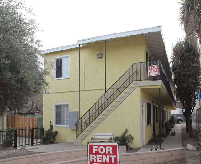 1924 E 6th St in Long Beach, CA - Foto de edificio - Building Photo