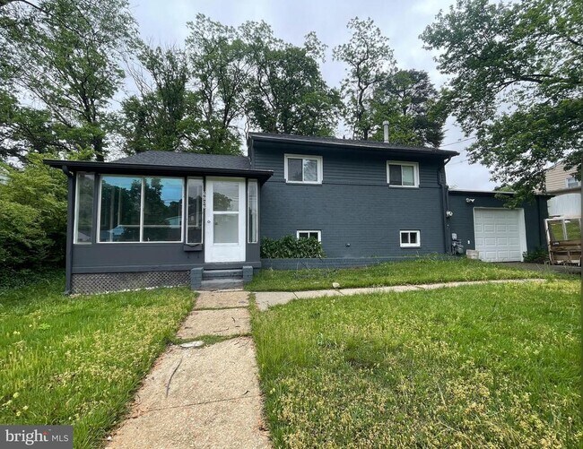 property at 6906 Buchanan St