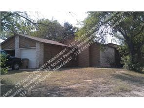 property at 11400 Walnut Ridge Dr