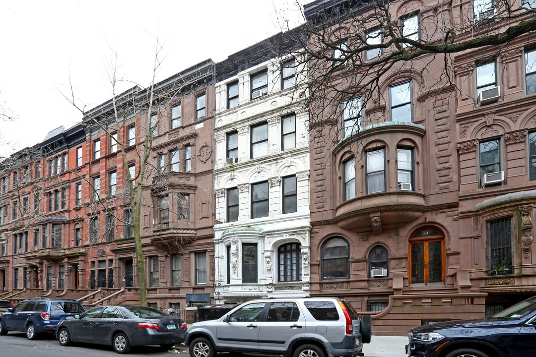 42 W 88th St in New York, NY - Foto de edificio