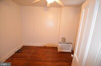4261 Ridge Ave photo'