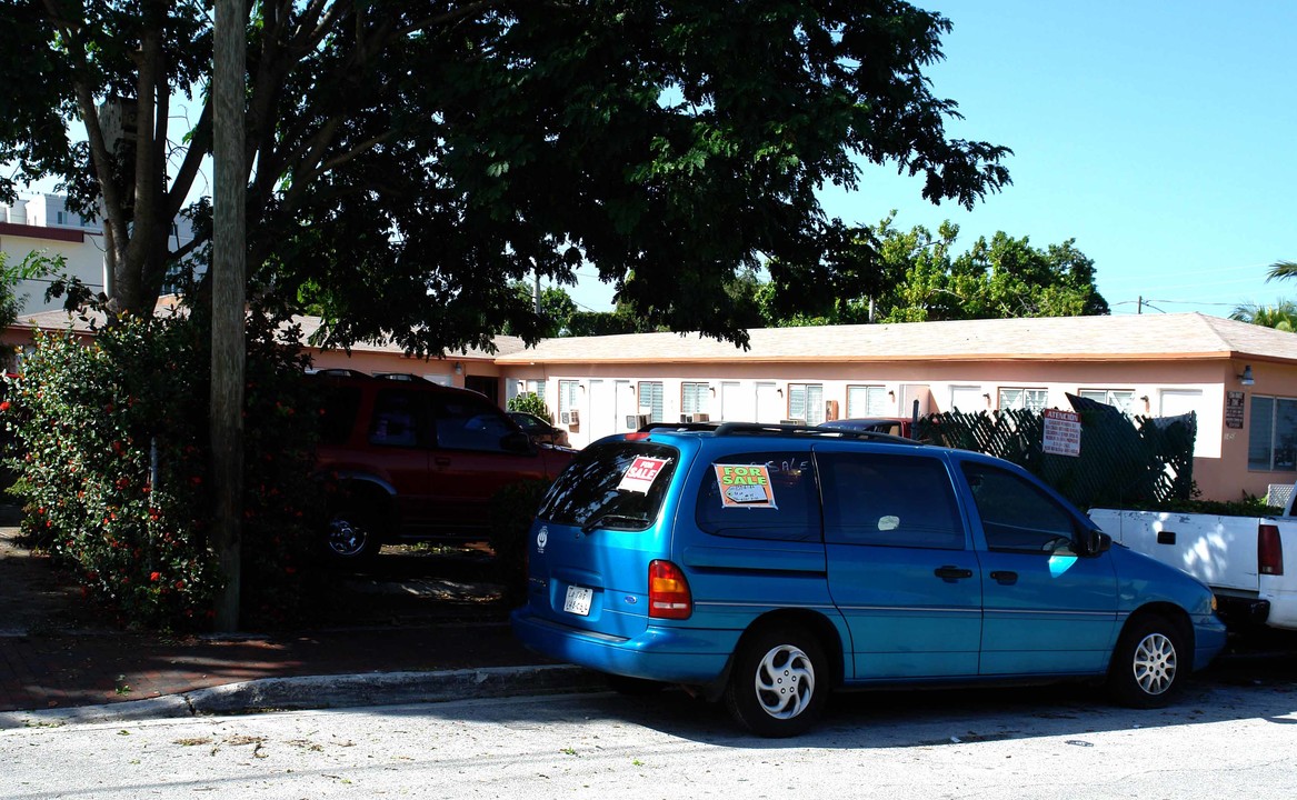 1450 SW 6th St in Miami, FL - Building Photo