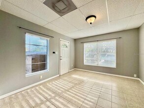 12708 Woodleigh Ave in Tampa, FL - Building Photo - Building Photo