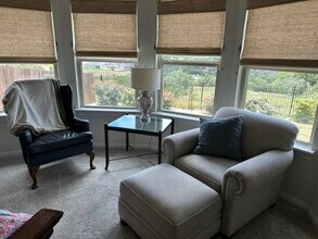 22208 Coyote Cave Trl in Briarcliff, TX - Foto de edificio - Building Photo