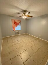 13795 S Indian River Dr, Unit North Side in Jensen Beach, FL - Foto de edificio - Building Photo