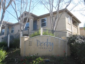 Derby Terrace in San Diego, CA - Foto de edificio - Building Photo