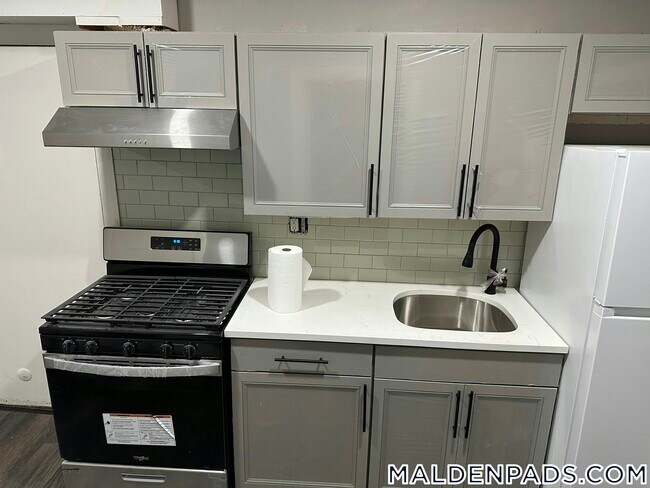 785 Main St in Malden, MA - Building Photo - Building Photo