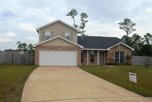 9 Pine Lake Ct in Ocean Springs, MS - Building Photo