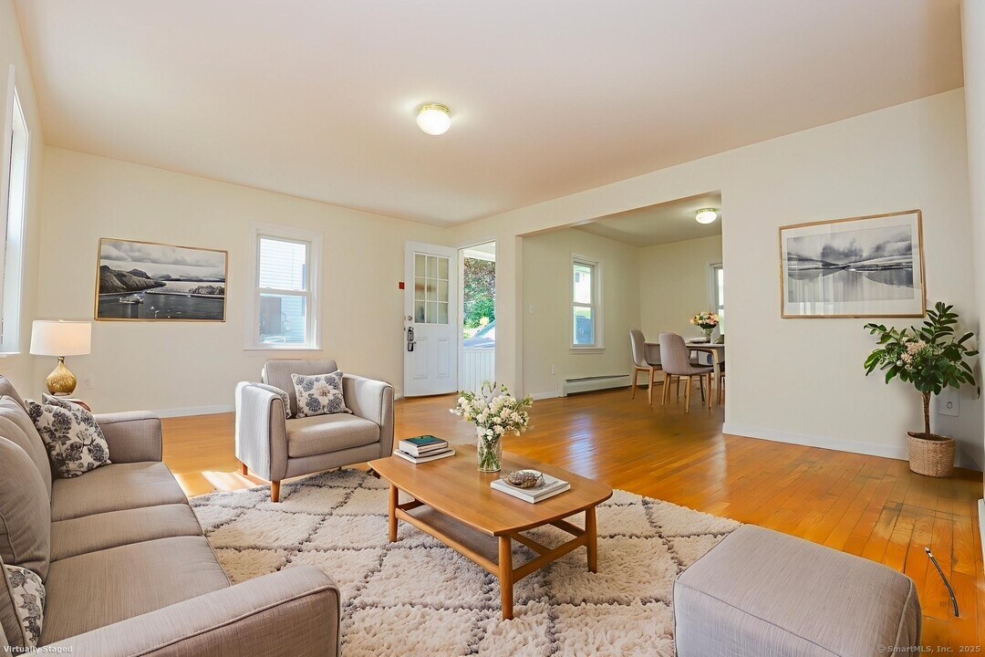 257 Litchfield St in Torrington, CT - Building Photo