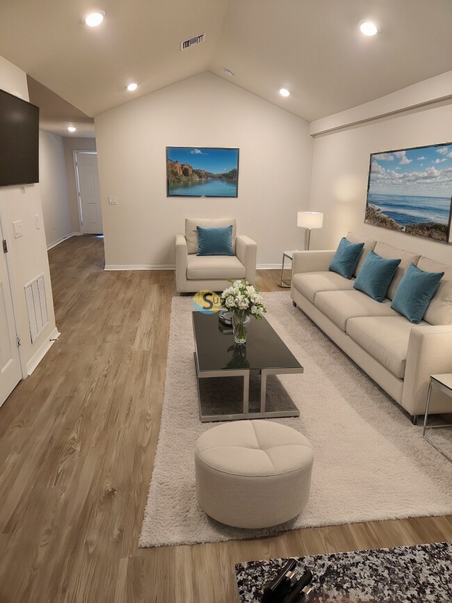606 Skyline Blvd in Cape Coral, FL - Building Photo - Building Photo