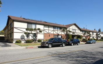 1007 E Lomita Ave in Glendale, CA - Building Photo - Building Photo