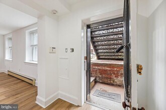 647 E Capitol St SE in Washington, DC - Building Photo - Building Photo