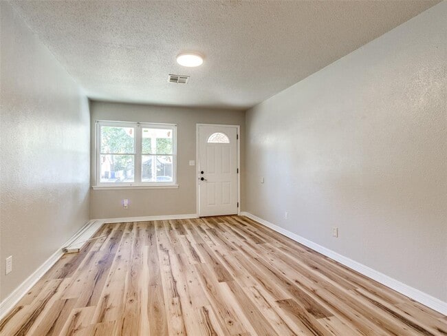 1617 Avondale Dr in Norman, OK - Building Photo - Building Photo