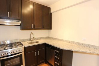 617 W Patterson Ave in Chicago, IL - Building Photo - Building Photo