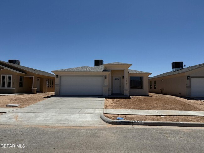 12464 Cayo Norte Dr in El Paso, TX - Building Photo - Building Photo