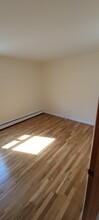 64 70th St, Unit 64 70th St #2 in Guttenberg, NJ - Foto de edificio - Building Photo