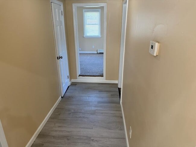 27 Adirondack Dr in Selden, NY - Building Photo - Building Photo