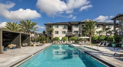 5000 Collina Ter, Unit A2 in Clermont, FL - Building Photo - Building Photo