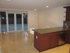 2920 Catalina St in Miami, FL - Building Photo - Building Photo