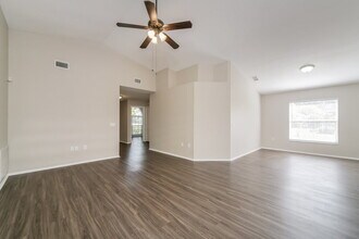 224 Kingshill Ct SE in Winter Haven, FL - Building Photo - Building Photo