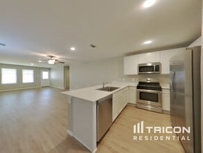17146 Quaking Aspen Ln in New Caney, TX - Building Photo - Building Photo