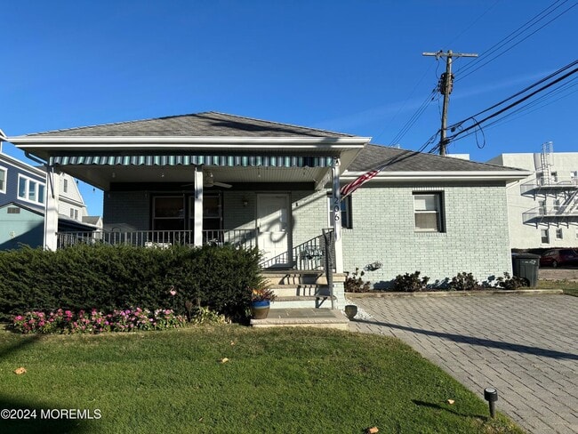 property at 206 Beach Ave