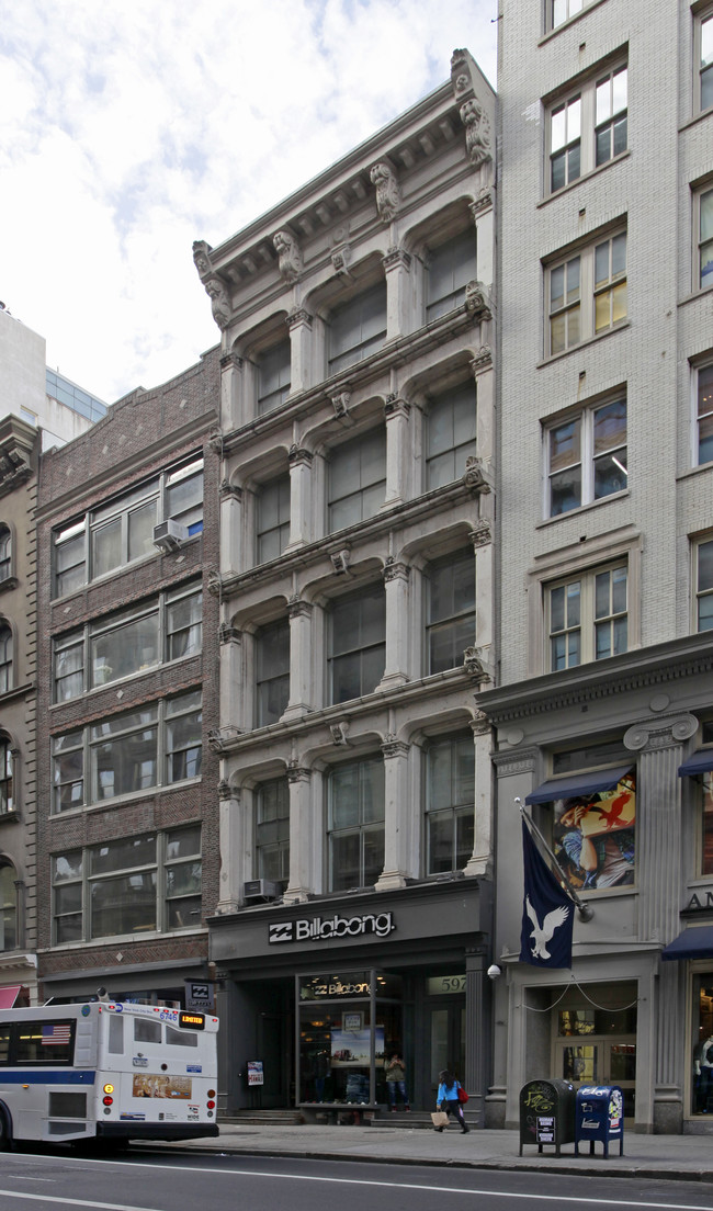 597 Broadway in New York, NY - Building Photo - Building Photo