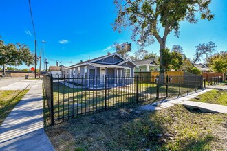 610 Vincent St in Houston, TX - Building Photo - Building Photo