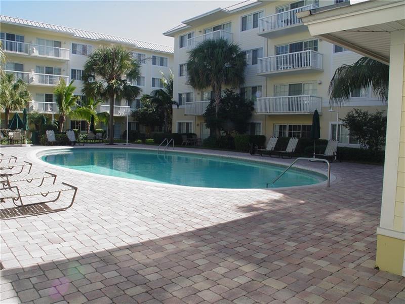 1515 E Broward Blvd in Fort Lauderdale, FL - Building Photo