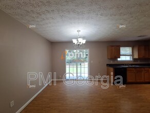636 Georgetown Ct in Jonesboro, GA - Building Photo - Building Photo